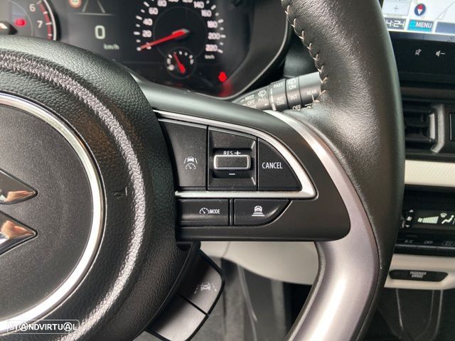 Suzuki Swift 1.2 Dualjet Hybrid MT Club - 17