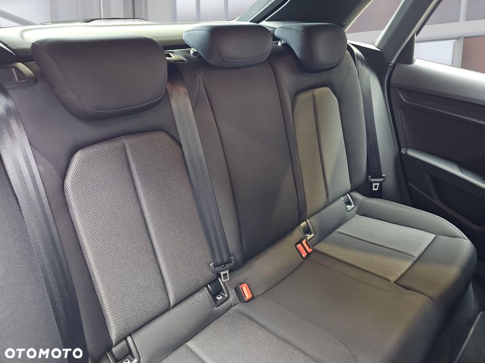 Audi A3 Sportback 30 TDI S tronic - 10