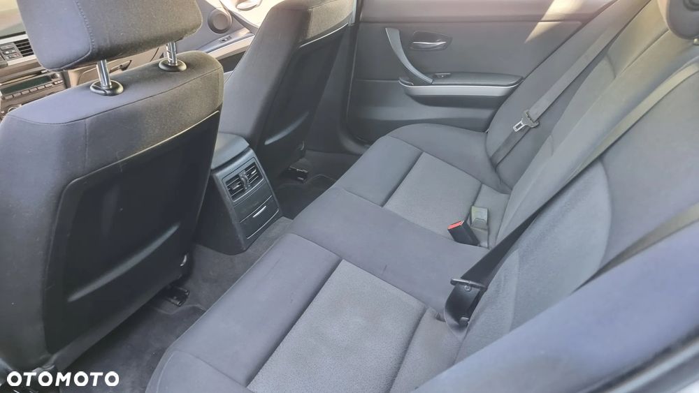 BMW Seria 3 320d DPF - 14