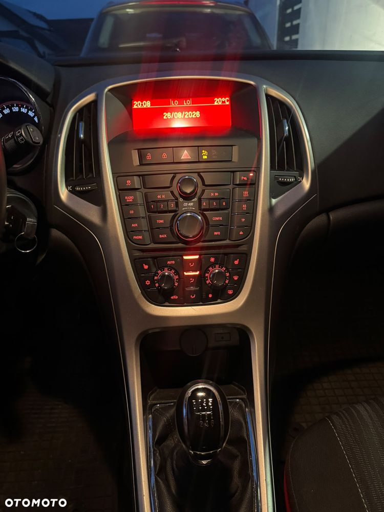 Opel Astra - 9
