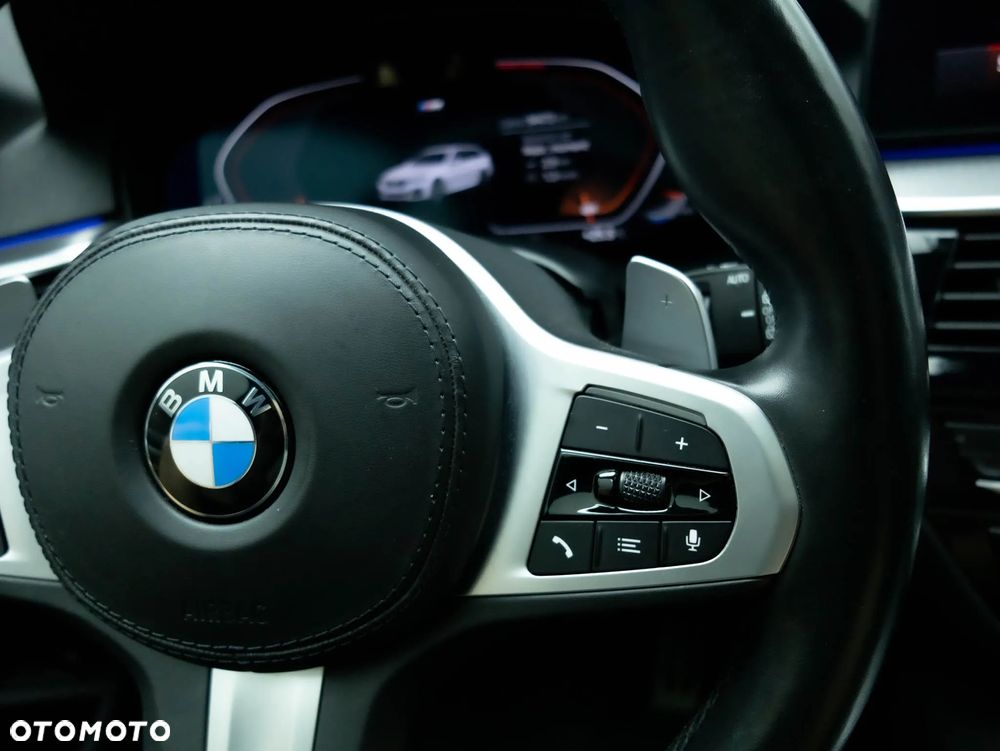 BMW Seria 5 530i xDrive M Sport sport - 19