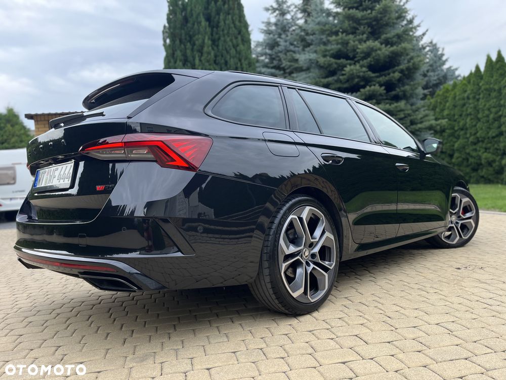 Skoda Octavia 2.0 TDI DSG 4x4 RS Plus - 30