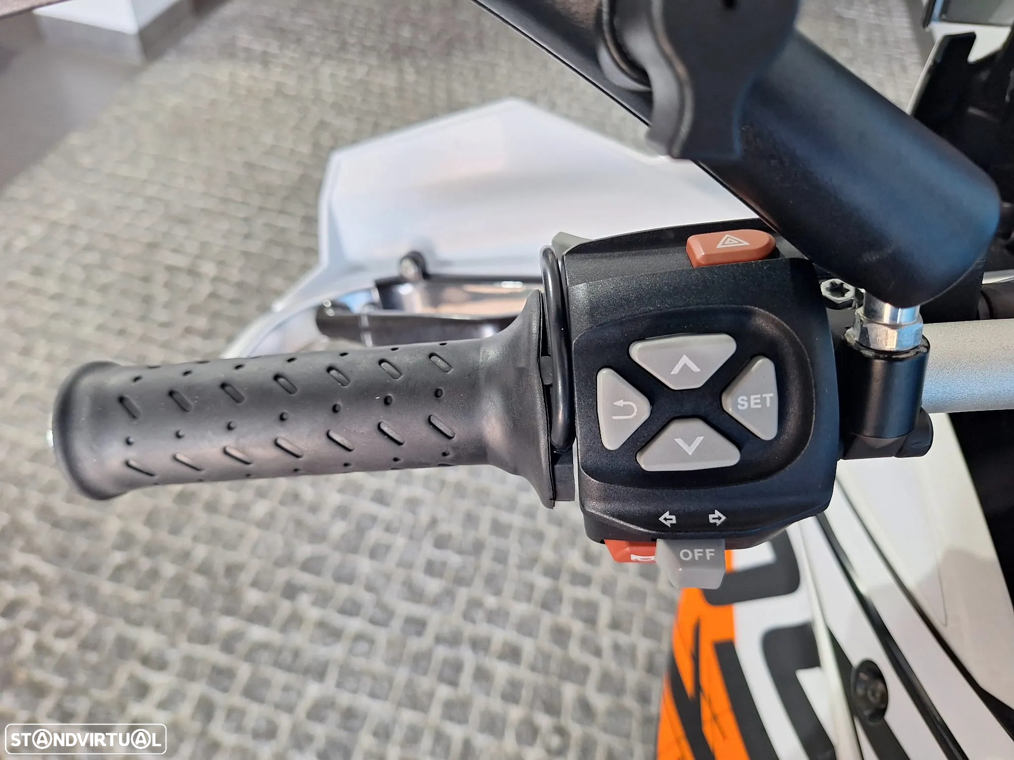KTM 1090 Adventure R - 8