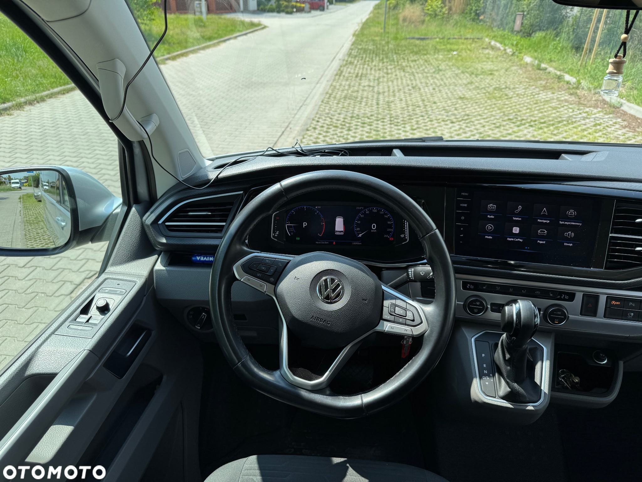 Volkswagen Caravelle 6.1 2.0 TDI L2 Comfortline DSG - 17