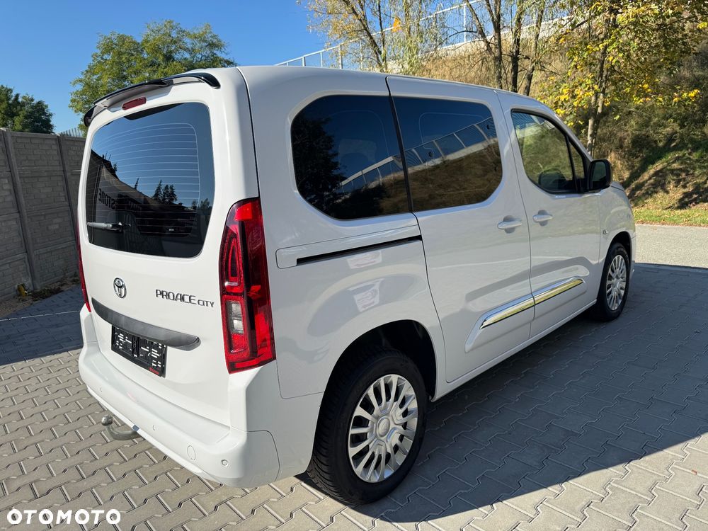 Toyota Proace City Verso 1.5 D-4D Business - 4