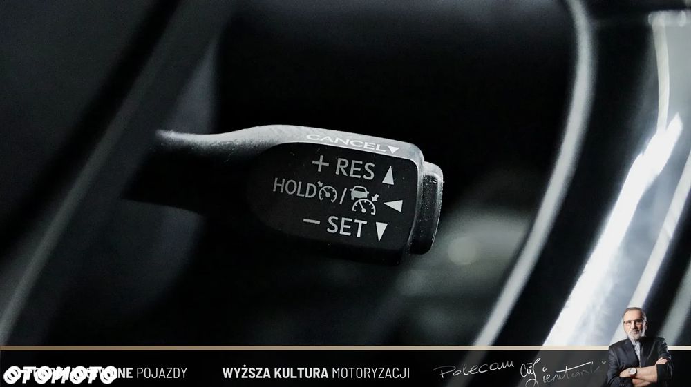 Toyota C-HR Business-Edition - 18