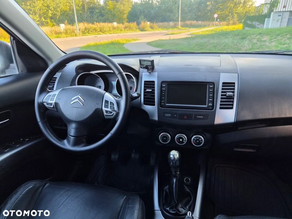 Citroën C-Crosser 2.2 HDi Exclusive - 32