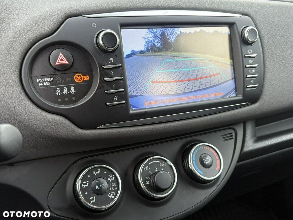 Toyota Yaris - 23