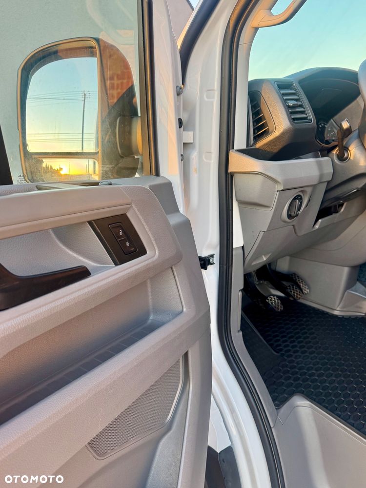 Volkswagen Crafter - 30