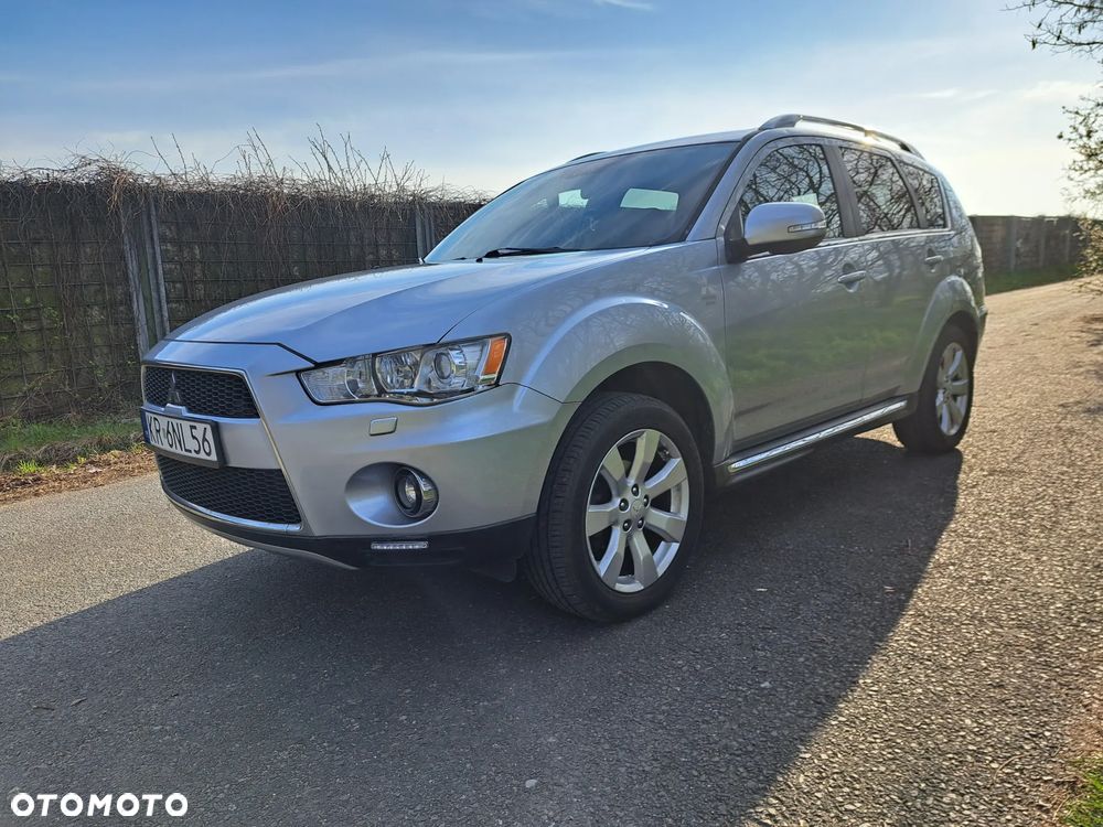 Mitsubishi Outlander 2.0 DID Intense + - 5