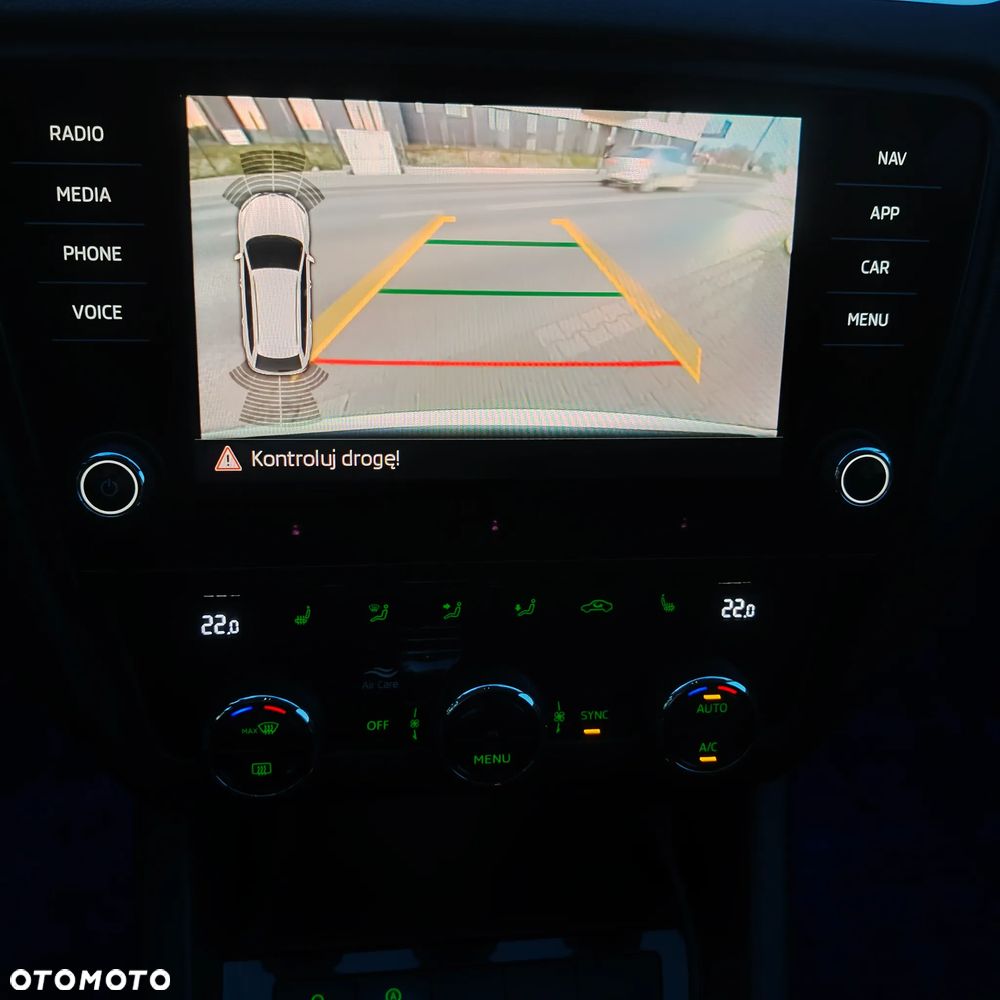 Skoda Octavia 1.5 TSI ACT Style DSG - 27