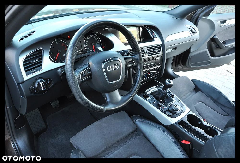 Audi A4 Avant 3.0 TDI DPF quattro S line Sportpaket (plus) - 6