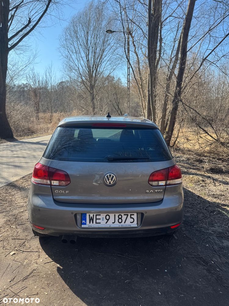 Volkswagen Golf 2.0 TDI DPF DSG Comfortline - 4
