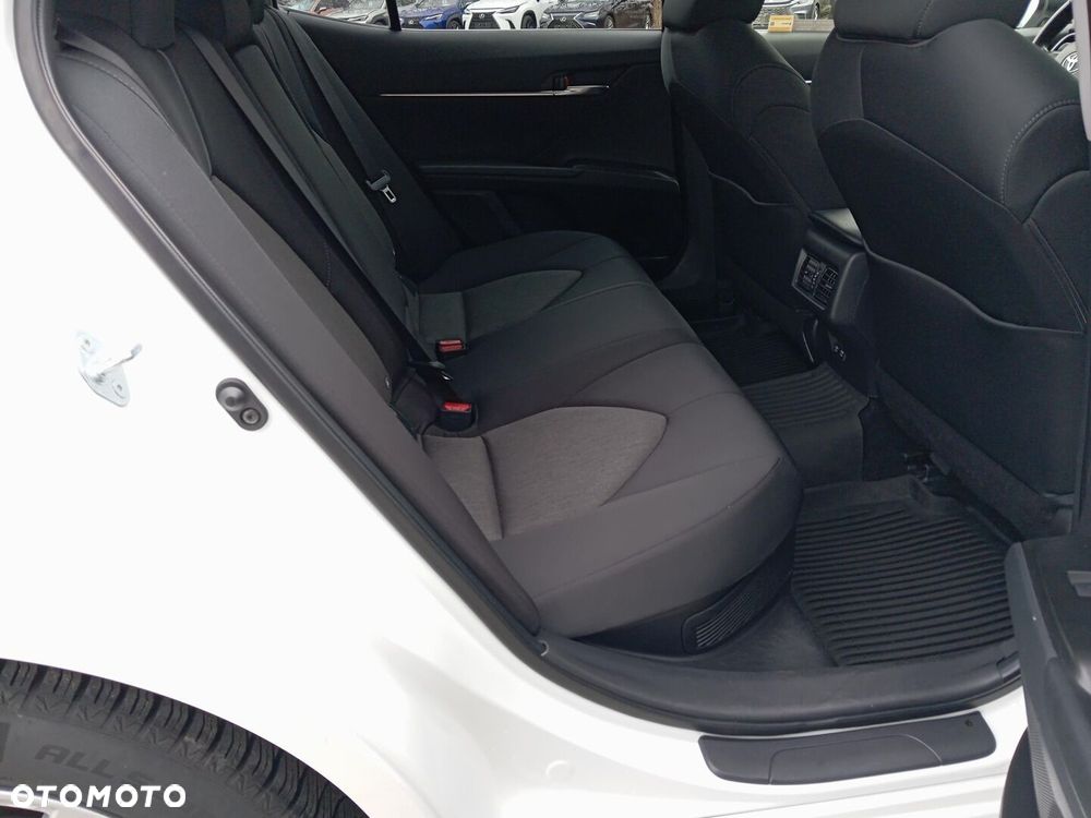 Toyota Camry 2.5 Hybrid Comfort CVT - 10