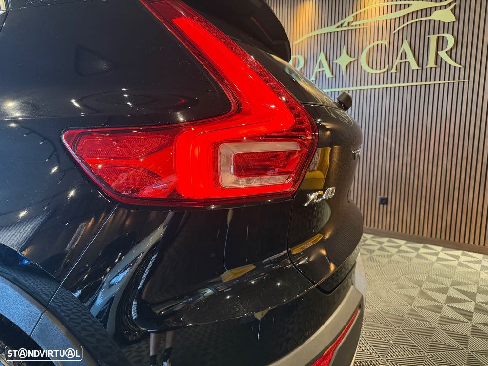 Volvo XC 40 T4 Recharge DKG Ultimate Bright - 12