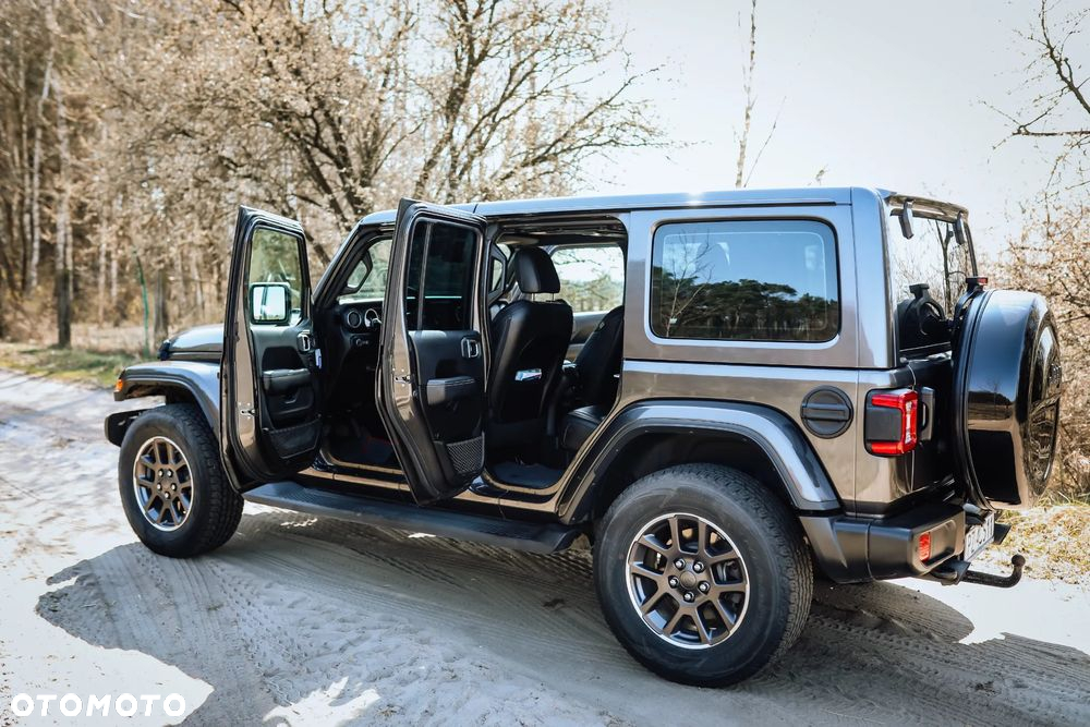 Jeep Wrangler - 14