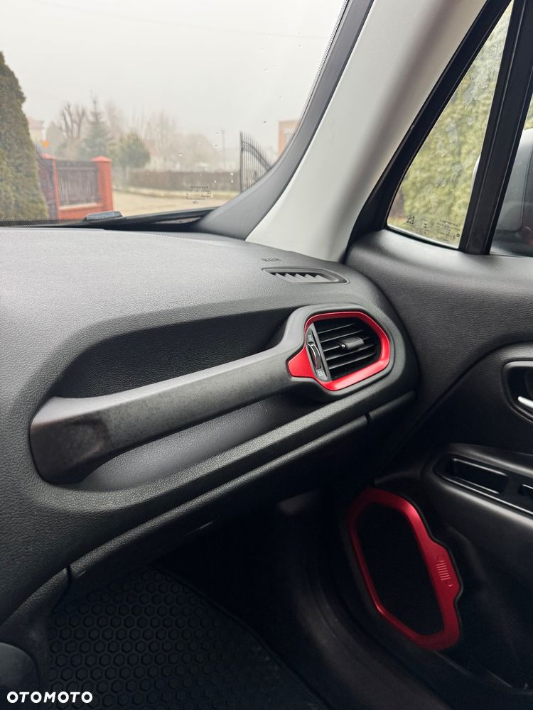 Jeep Renegade 1.3 GSE T4 Turbo Limited 4x4 S&S - 34