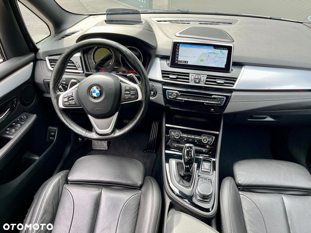 BMW Seria 2 220d Gran Tourer xDrive Sport-Aut Sport Line - 24