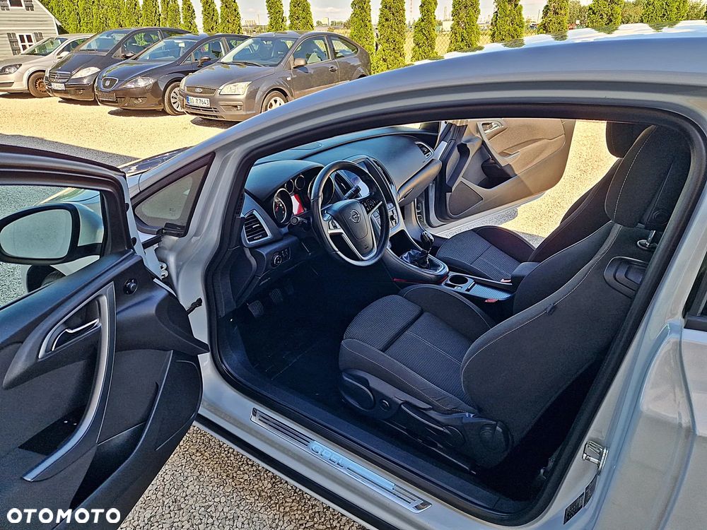Opel Astra 1.4 Turbo - 4