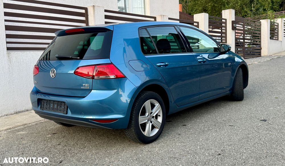 Volkswagen Golf 1.2 TSI BMT Comfortline - 27
