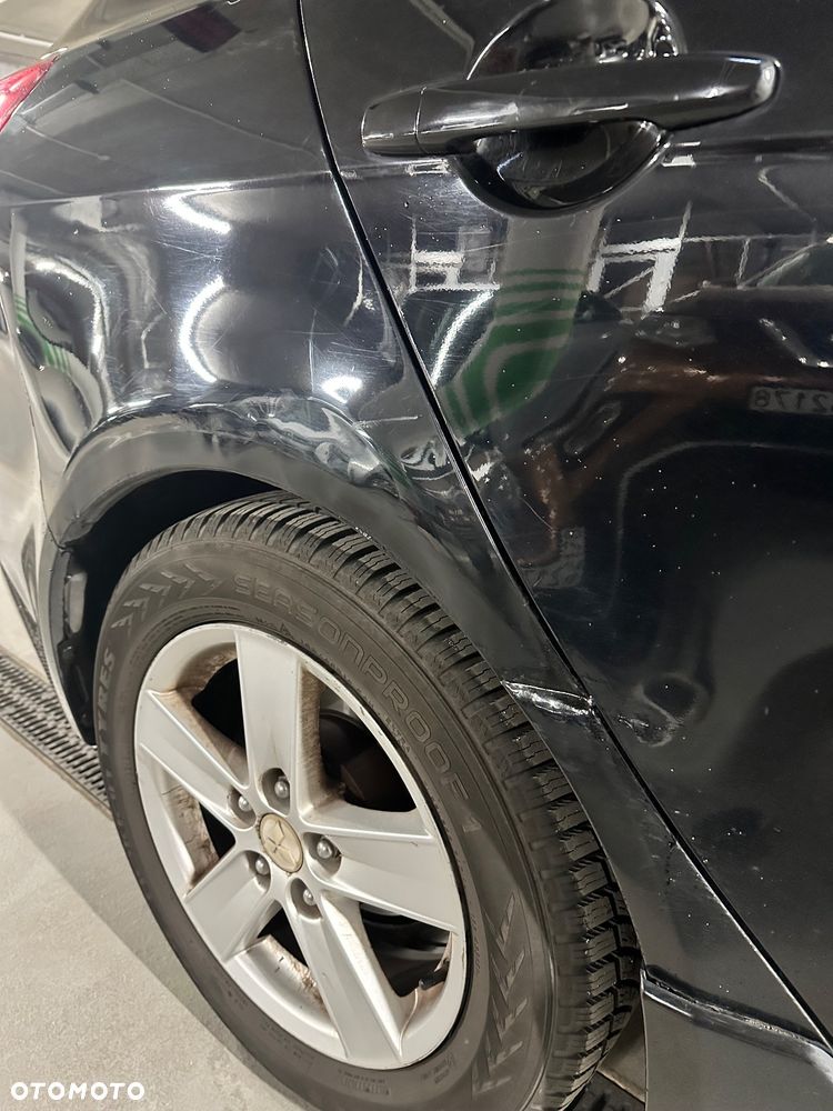 Mitsubishi Lancer 1.8 Intense - 10