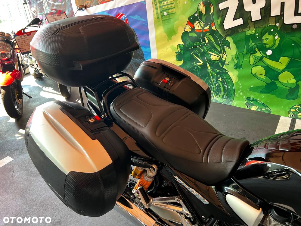 Yamaha XJR - 7