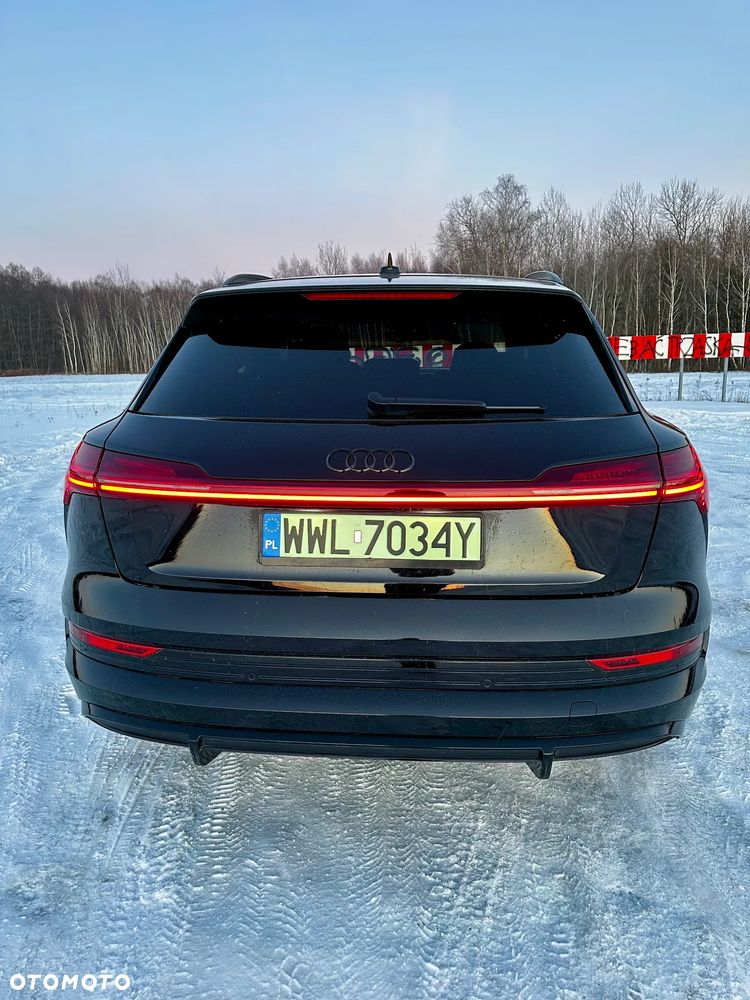 Audi e-tron 55 Quattro S Line - 9
