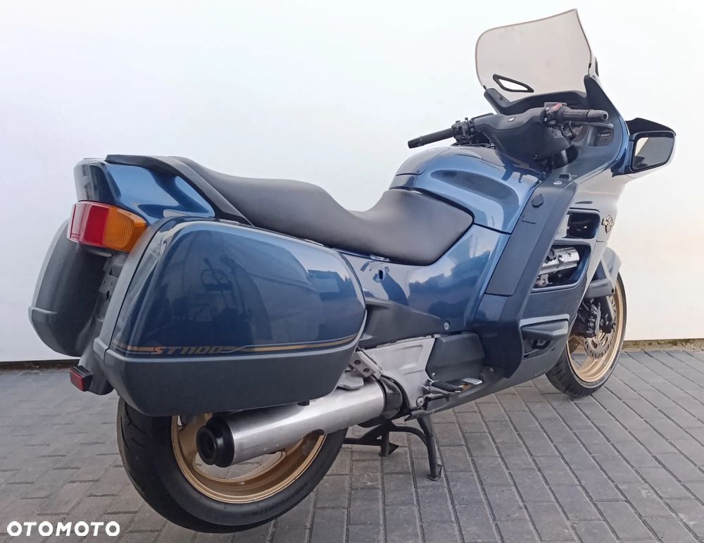 Honda ST - 6