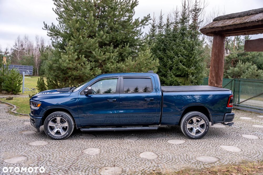 Dodge RAM 5.7 4x4 - 8