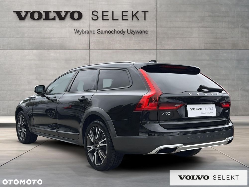 Volvo V90 Cross Country - 5
