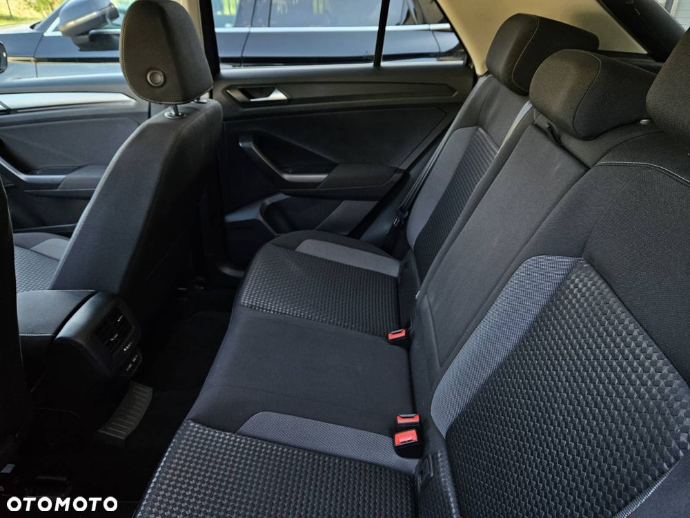 Volkswagen T-Roc 1.5 TSI OPF DSG ACTIVE - 16