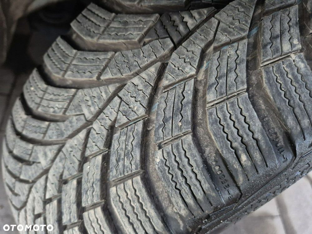 Volkswagen Polo 1.4 MATCH - 7