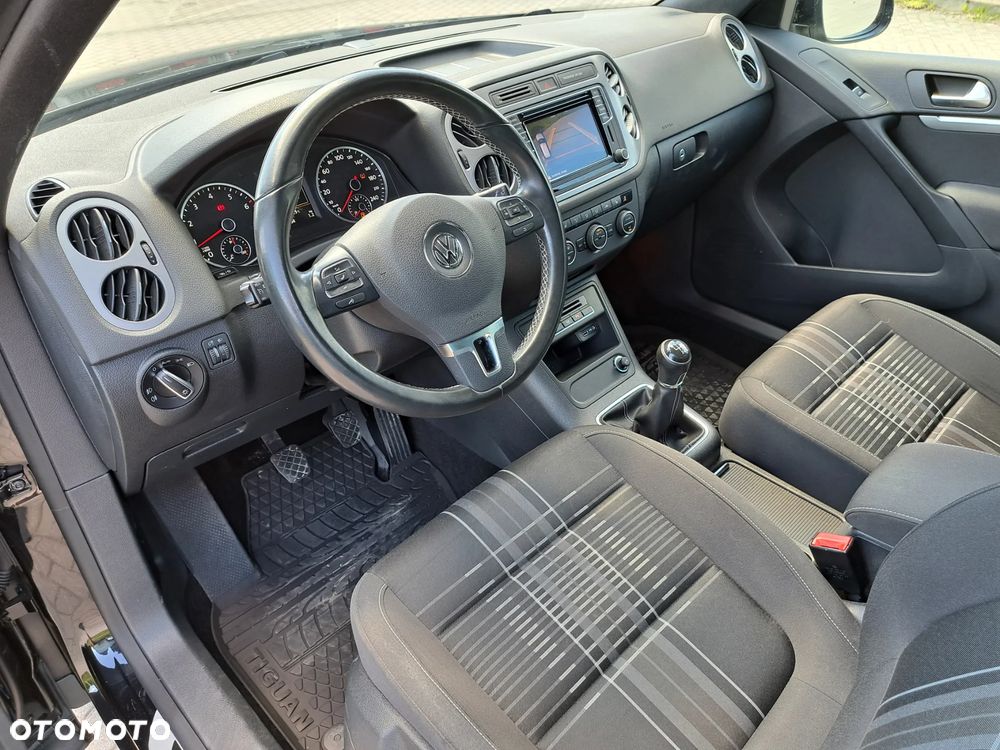 Volkswagen Tiguan - 14