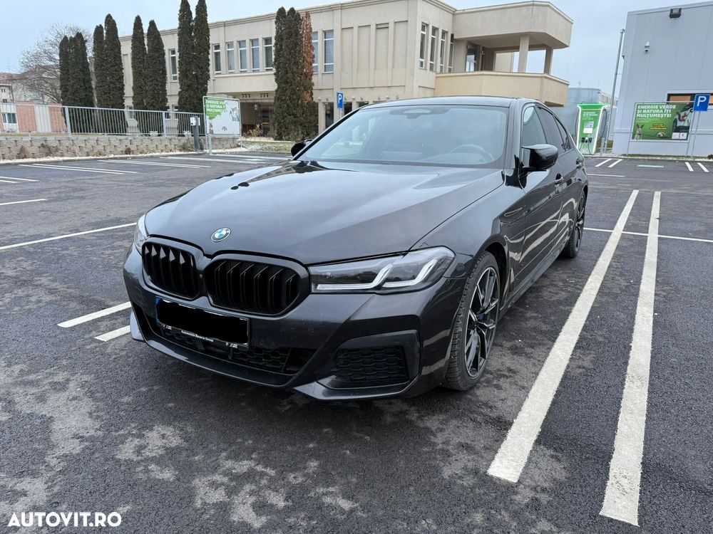 BMW Seria 5 530d xDrive AT MHEV - 10