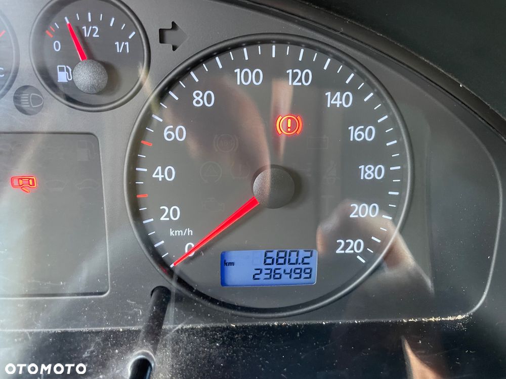 Volkswagen Transporter - 14