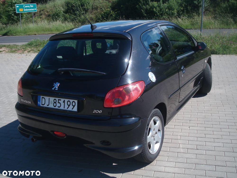 Peugeot 206 75 JBL - 11