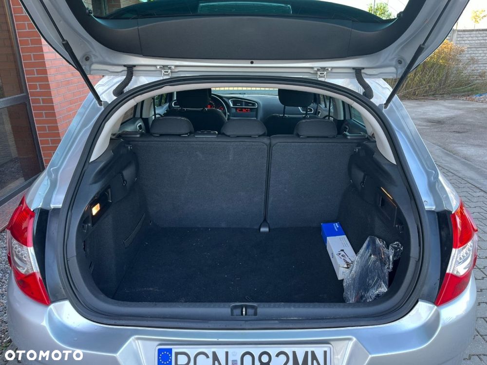 Citroën C4 e-HDi 110 EGS6 Stop/Start System Selection - 24