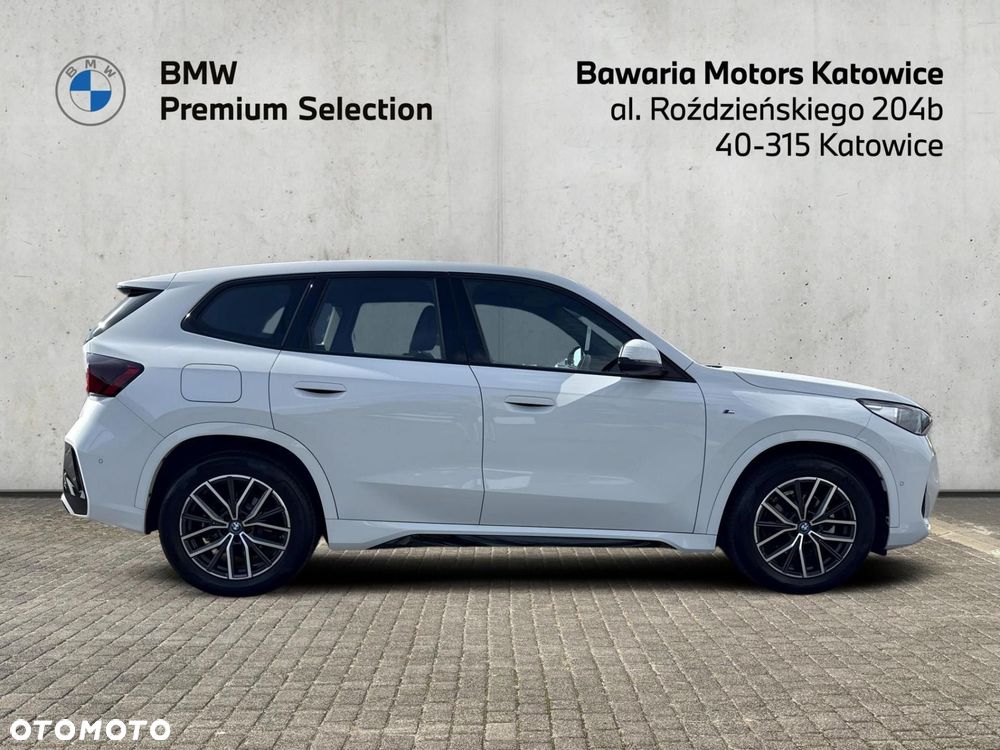 BMW iX1 eDrive20 66.5kWh M Sport - 23