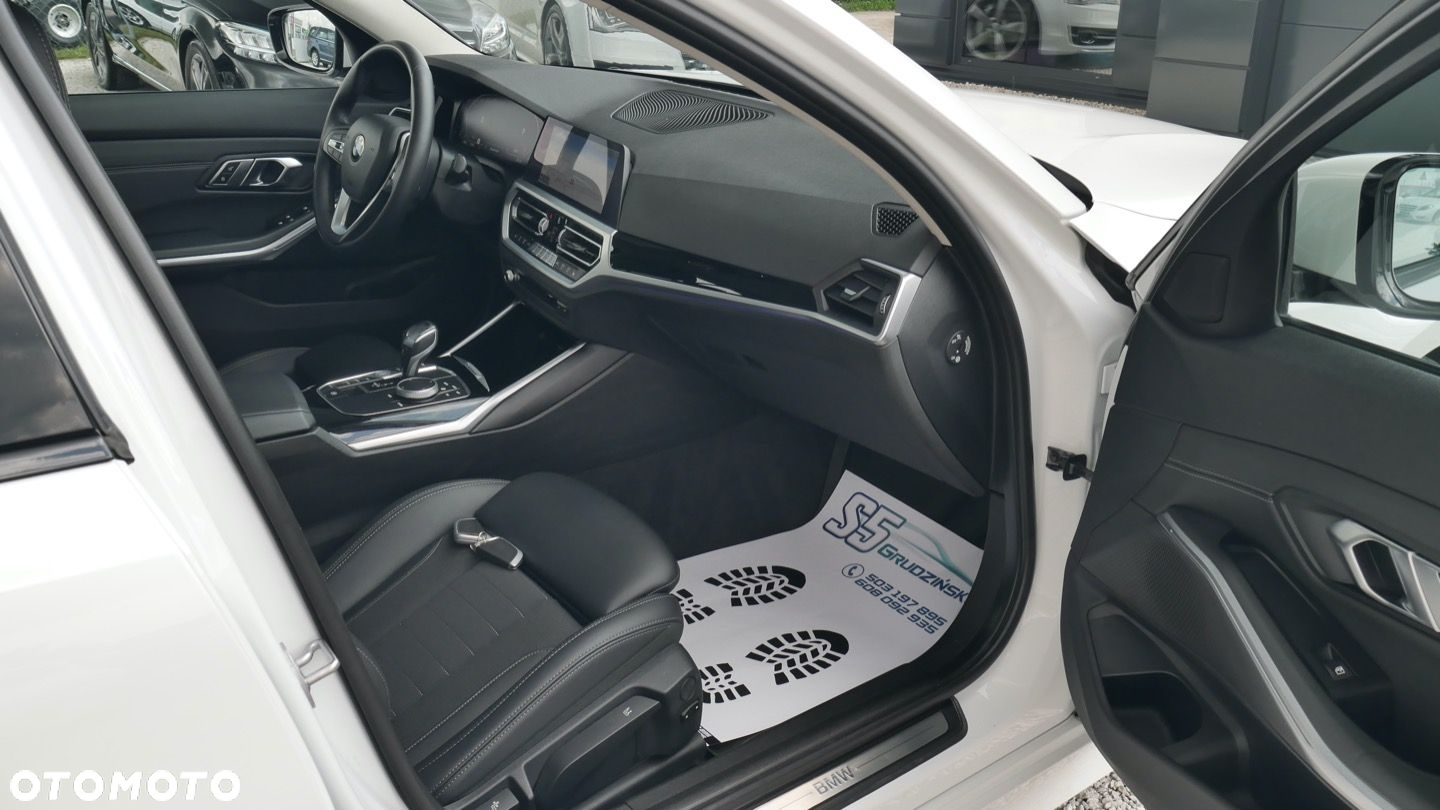 BMW Seria 3 - 18