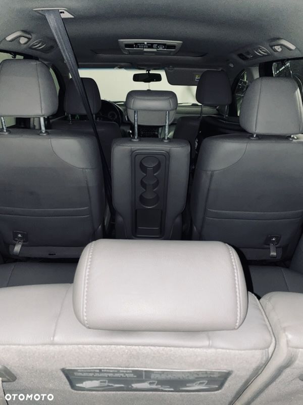 Honda Odyssey 3.5 LX - 6