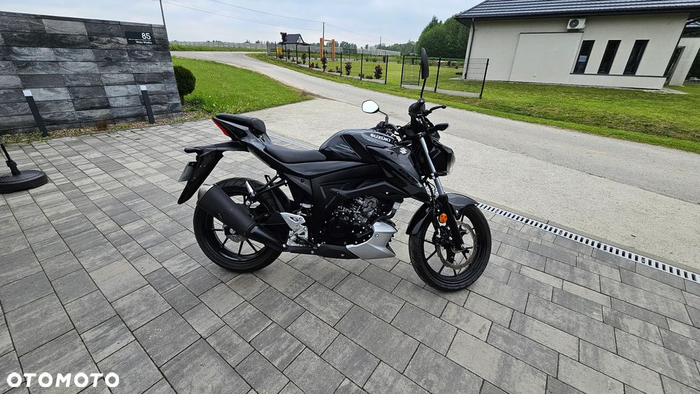 Suzuki GSX - 9