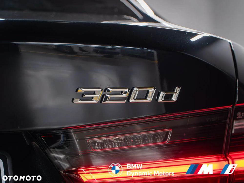 BMW Seria 3 320d xDrive M Sport - 13