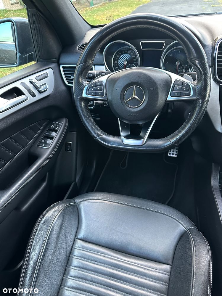 Mercedes-Benz GLE - 13