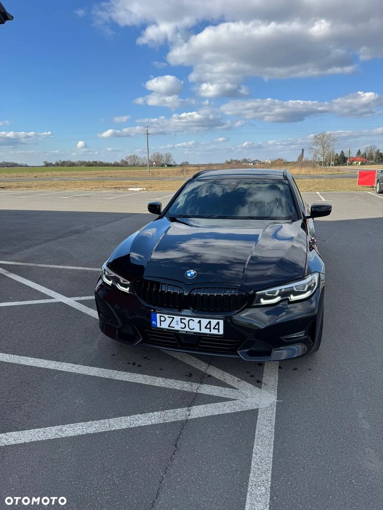 BMW Seria 3 320d Sport Line - 4