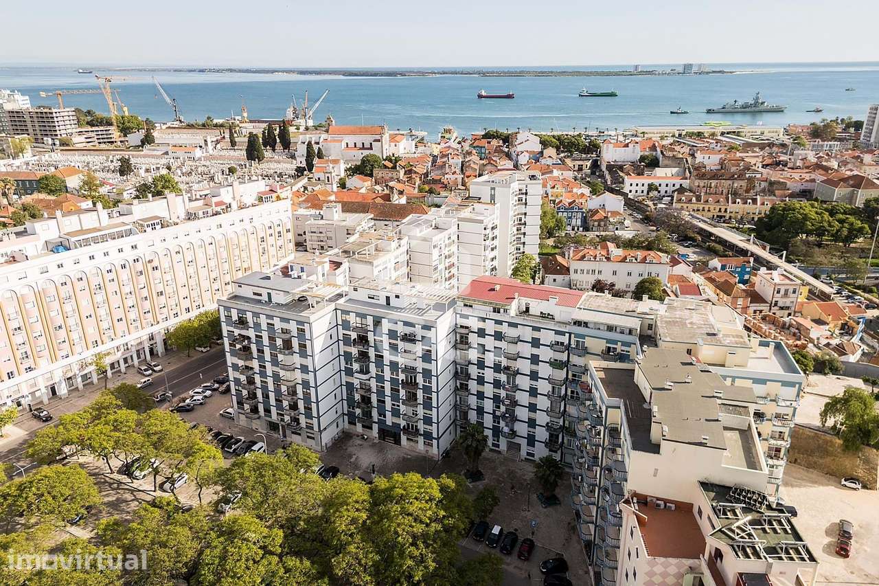 T2 totalmente renovado no coração de Setúbal | Design contemporâneo, e - Grande imagem: 4/30
