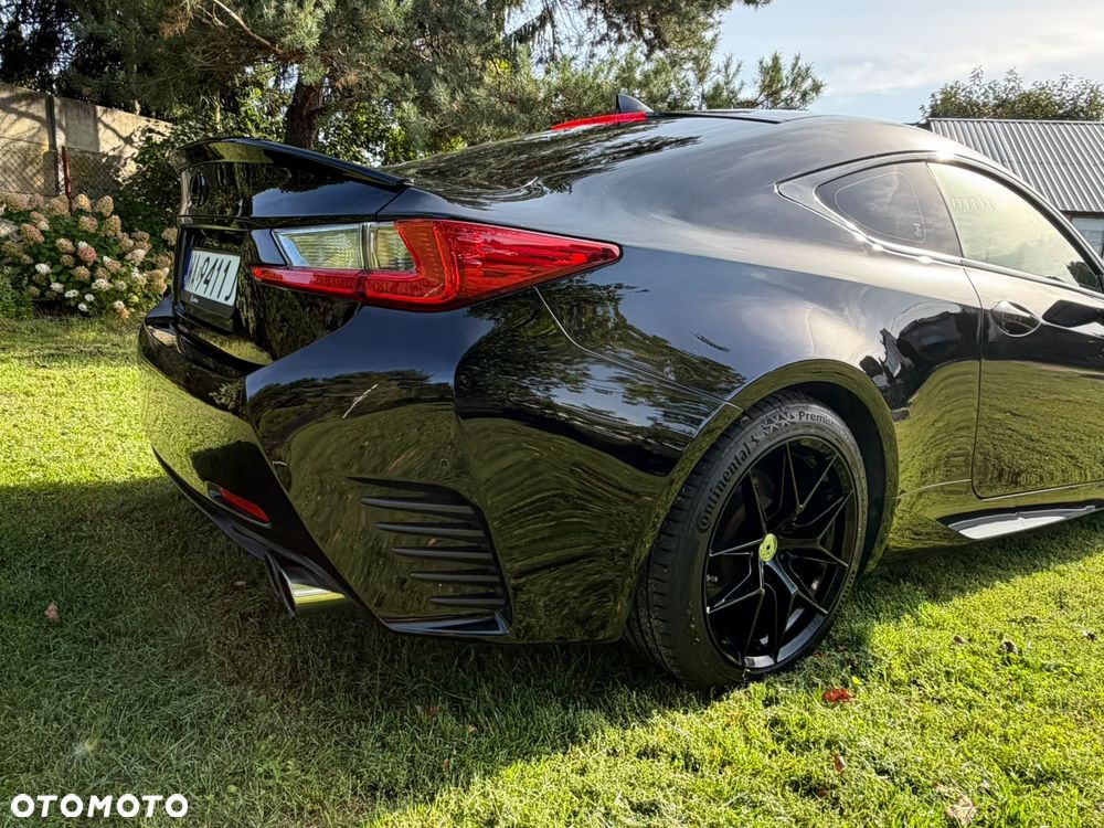 Lexus RC - 3