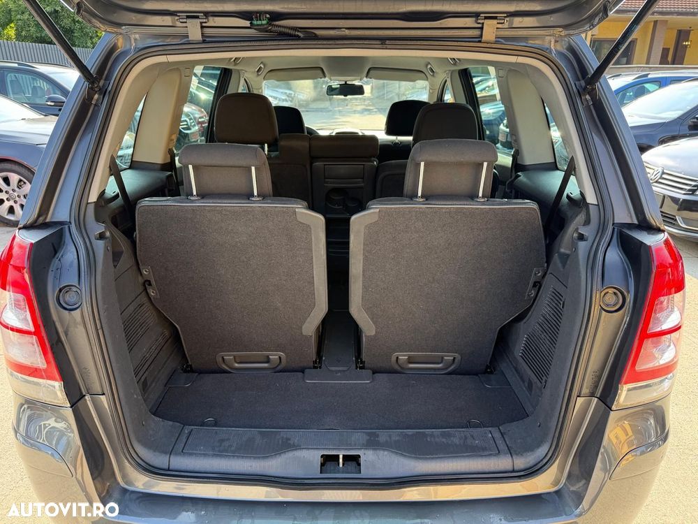 Opel Zafira - 10