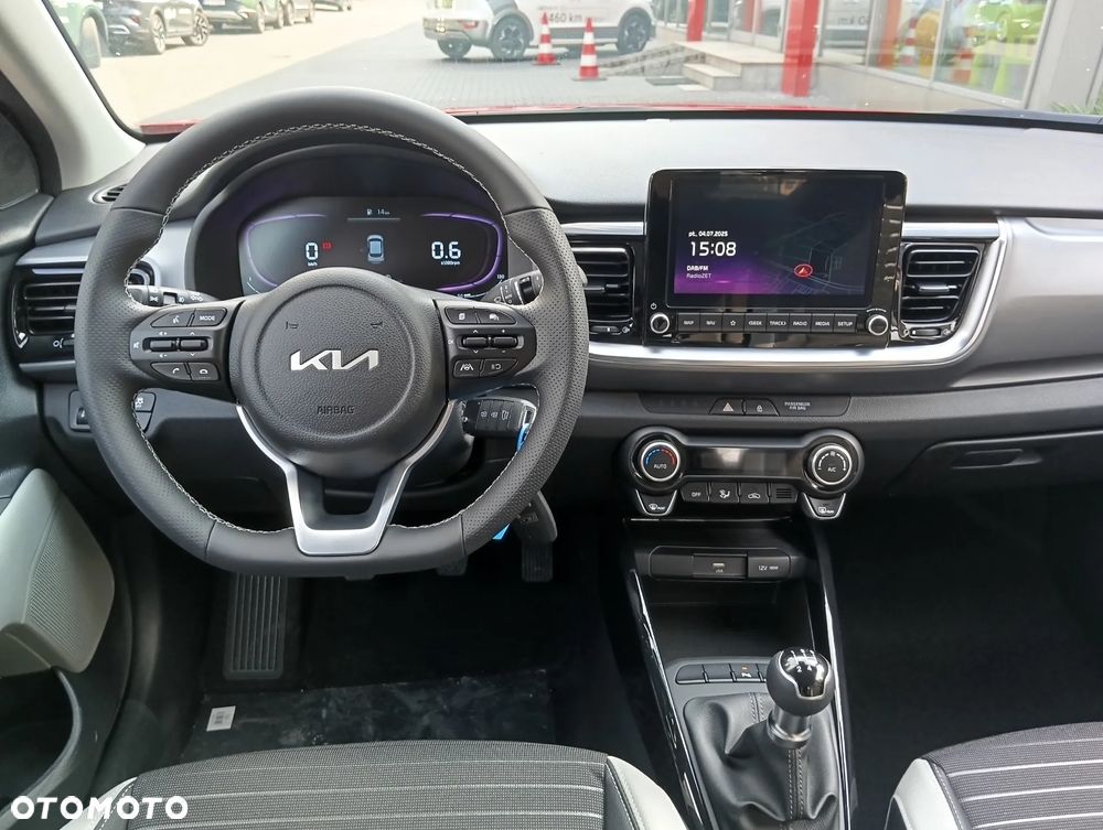 Kia Stonic 1.2 L - 10