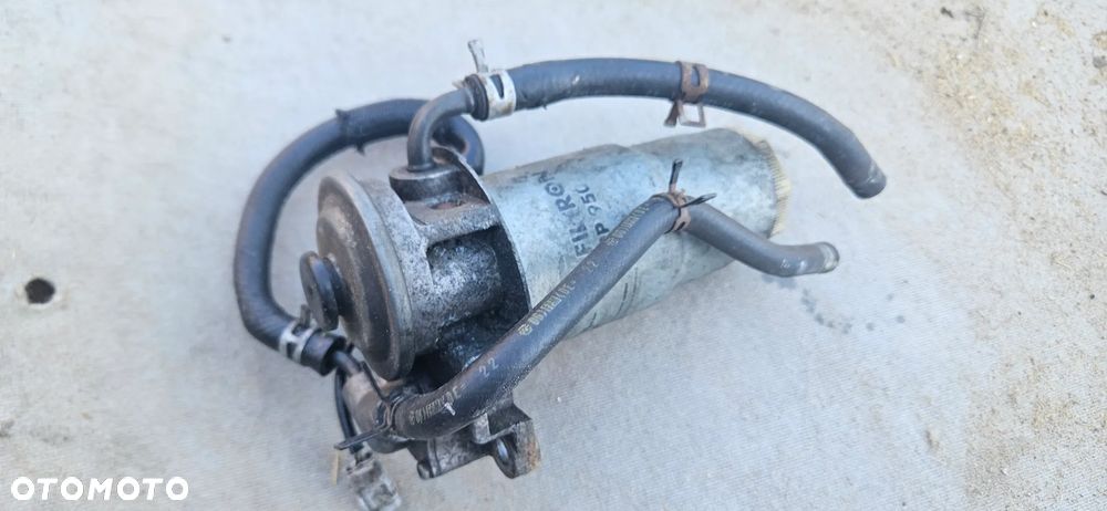 Obudowa filtra paliwa Toyota Avensis T25 lift 2,2 D-CAT 2008r - 3