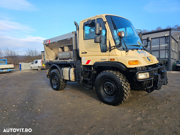 Mercedes-Benz Unimog U300